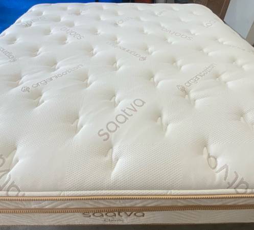 CAL KING Saatva Classic 11.5”  **Mattress, Foundation and Topper** 1