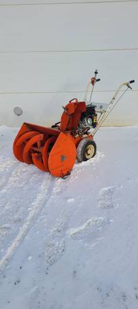 Ariens Sno Thro Snowblower 1