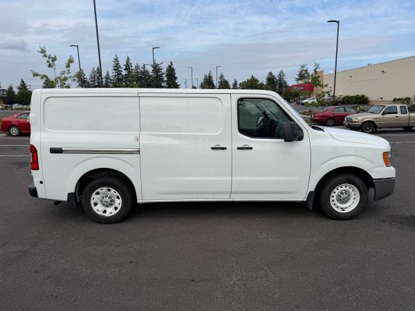2017 Nissan NV 2500 - Photo 6