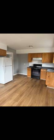 3bed 2full bath close to uno quiet area 1