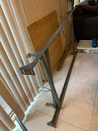 Bed Frame with rollers 1