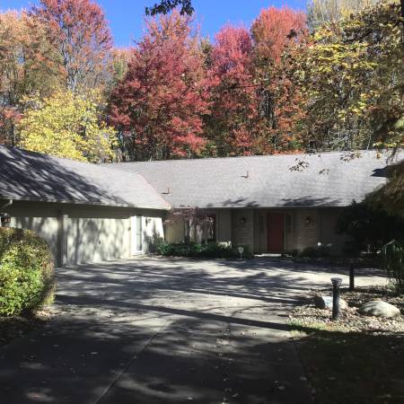 Strongsville Ranch in Meadowood Subdivision  4,054 Square Feet Scenic 1