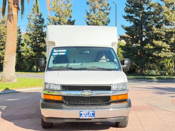 2018 Chevrolet Express Chevy 3500 - Photo 5