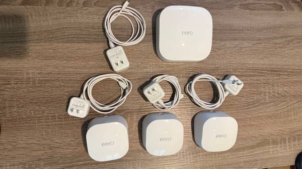 Eero Pro 6 and 3x Eero 6 Extender Set 1