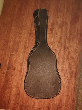 3/4 size chipboard guitar case 1