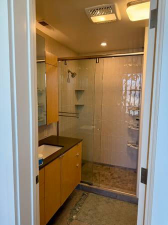$2,050 / 2br - Large room in N. Oak townhouse, private bath, studio, wfh space, patio (oakland north / temescal)63834317401601124