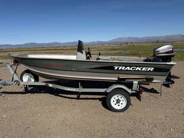 1997 tracker Super Guide V14 Fishing boat 1