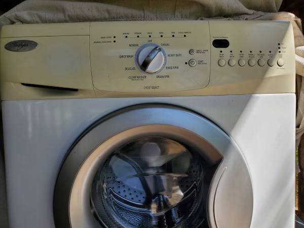 Compact whirlpool Front load Washer 1