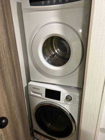 RV washer and dryer 1