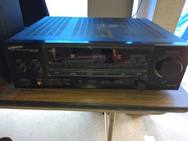 Kenwood reciever audio video stereo reciever kr-v7060 sony speakers ss 1