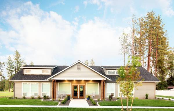 🌻Windsor Crossing Is Waiting For You! 1