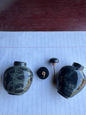 Snuff bottles marble moss agate 1