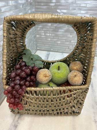 Decorative Wicker Basket w/Faux Fruit 1