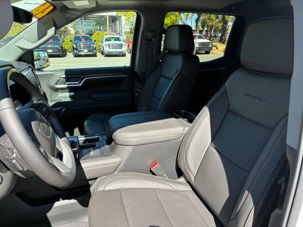 2026 GMC Sierra 1500 4WD - Photo 13