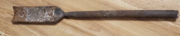 Rare Vintage Antique 19th Century Iron Rounded 2" Chisel 18" Long 1