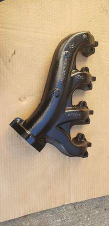 Ford 351 windsor left side exhaust manifold 1