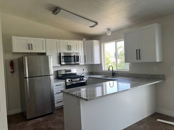 Beautifully Updated Home in Quiet Neighborhood 1