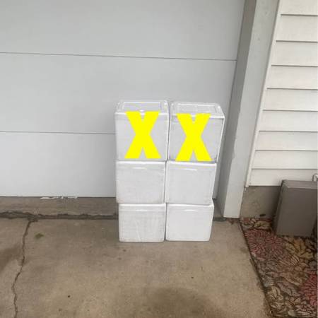 Free Styrafoam Boxes 4/ With Ice Packs  Free Door Pickup READ LISTING 1
