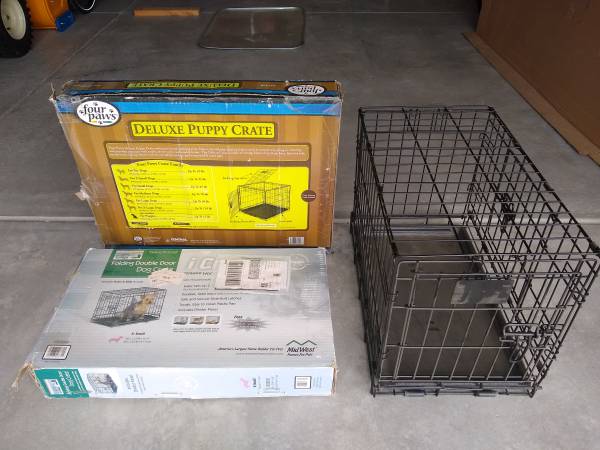 DOG CRATES 1