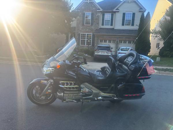 Gold wing 1