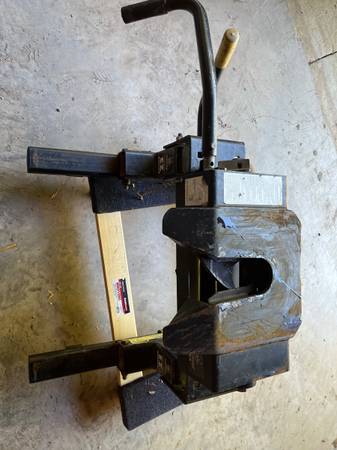 5th wheel hitch 1