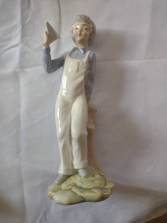 Porcelain Figurine by Tengra, Boy With Paper Airplane 1