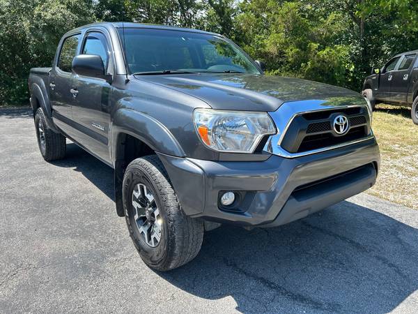 2015 Toyota Tacoma Double Cab TRD 4x4 V6 - $22,000 (Knoxville TN, 4wheels4u.com)63625105863553122