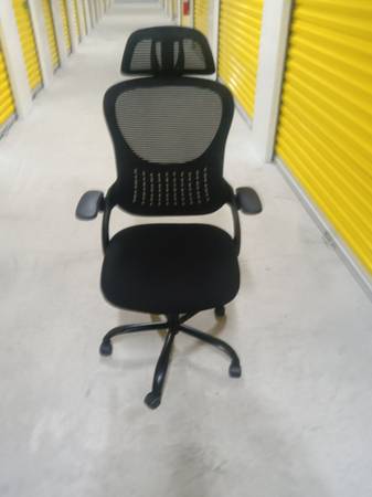 Computer chair 1