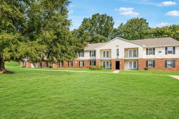 $1,125 / 1br - 804ft2 - Hermoso departamento de 1 habitación disponible hoy (1903 Morningside Drive, Burlington NC, 27217)64027440163715120