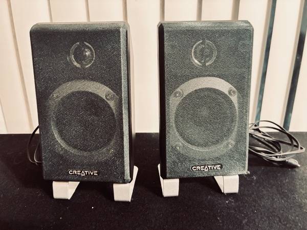 Creative Computer Speakers 1