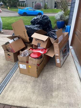 425-298-DUMP ⭐⭐⭐⭐⭐ SAME DAY SERVICE EVICTION HAUL OUTS BIG OR SMALL 1