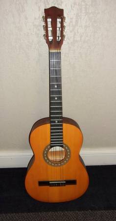Acoustic Classical Guitar Amigo AM 30 1