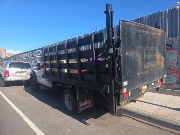 Flatbed,liftgate,skirted, flatbed with lftgate 1