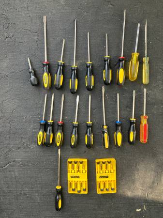 Stanley screw driver set 1