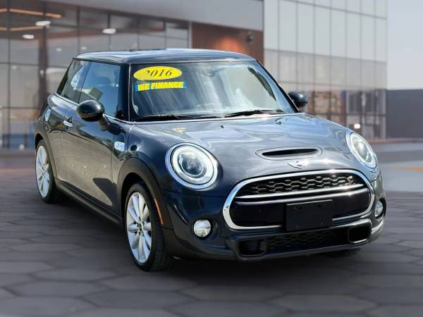 2016 MINI Hardtop 2 Door  Cooper S Hatchback 2D Hatchback 1