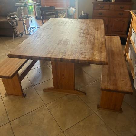 Solid oak table with two benches 1