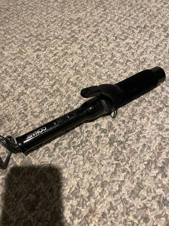 Conair Plancha de rizos de 1,5 pulgadas - $15 (MELVILLE)63471380561795120