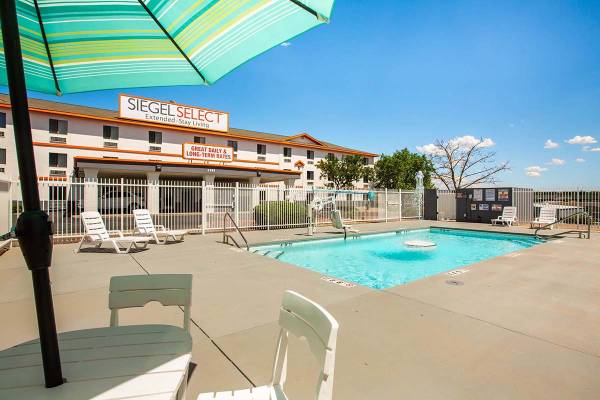 Elevator Access, Security Camera, Free Parking 1