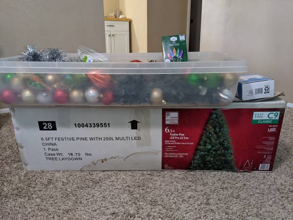 CHRISTMAS TREE/LIGHTS/ORNAMENTS/ETC 1