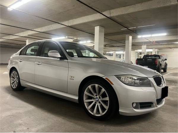 2011 BMW 328xdrive 1