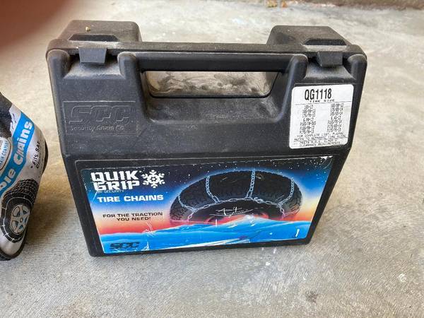 Cadenas para automóviles pequeños - $10 (Glendale)433480791785492480