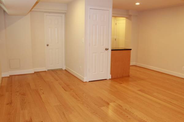 $2,500 / 2br - 742ft2 - The Delano: Unique affordable 1BR + Den with W/D lives like a 2Br! (Woodley Park)63896034065027124