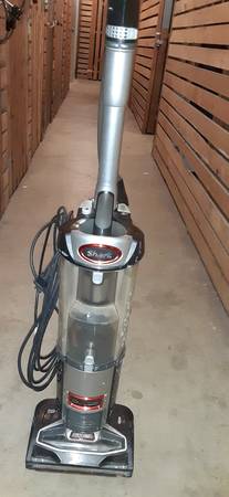 Shark vacuum cleaner 1