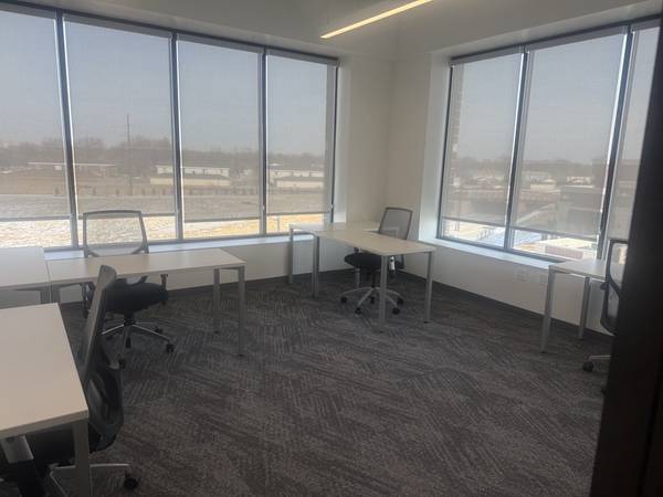 ✨ Premium Corner Window Office - Elevate Your Team Space -$3100/month 1