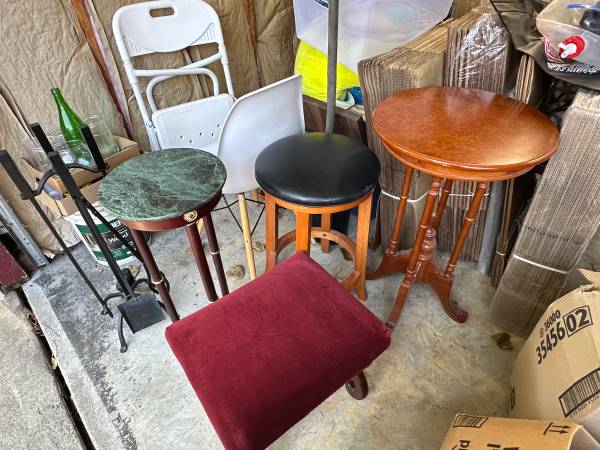 Yard sale photo