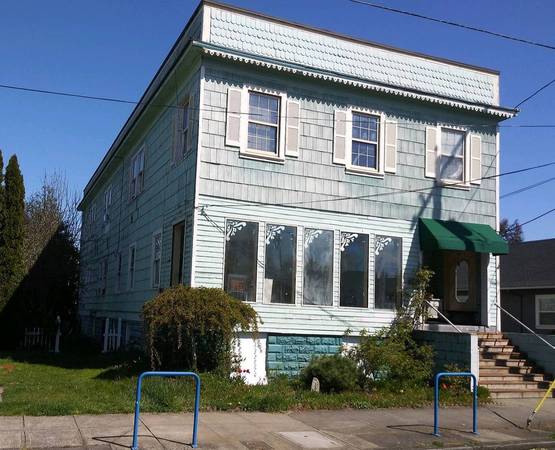 $725 / 1br - 175ft2 - Fully Furnished Apartment Unit (student discount) (North Portland)63842023986563123