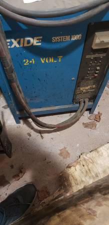 Exide 24Volt Forklift Battery Charger 1