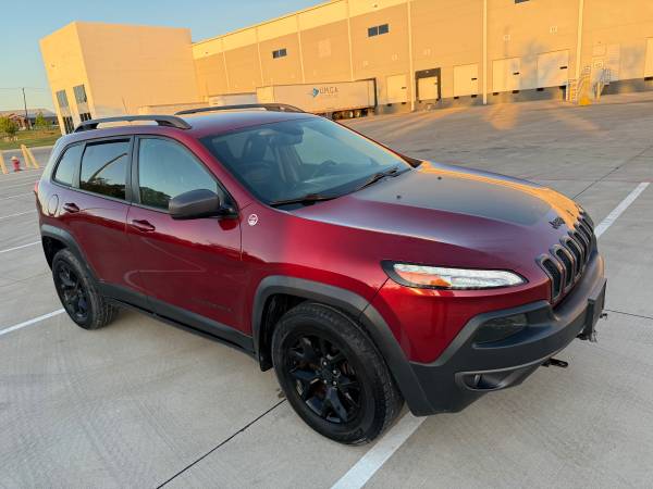 2017 jeep Cherokee Trailhawk L 1