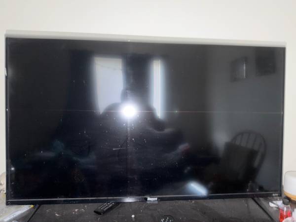 Element 50” tv 1