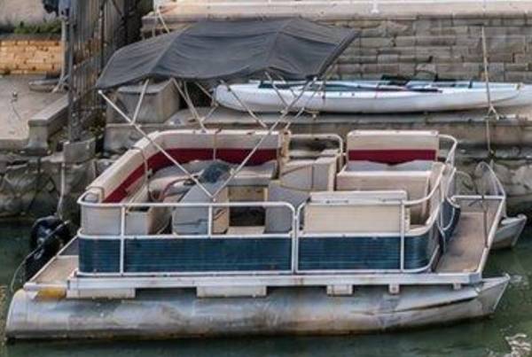 Mini Pontoon Boat 1